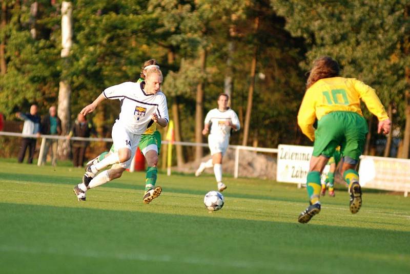 Týniště - Kolín 3:1.