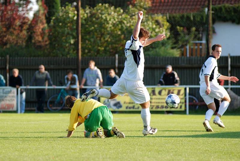 Týniště - Kolín 3:1.