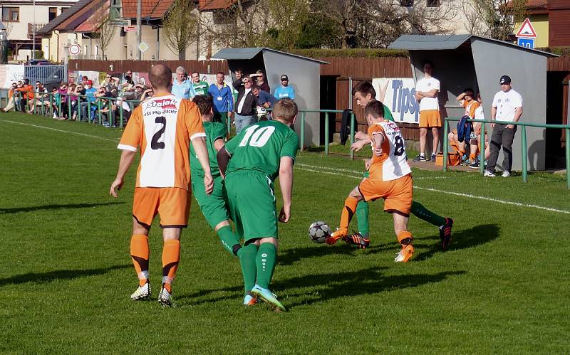 Okresní přebor II. třídy ve fotbale: Borohrádek - Javornice.