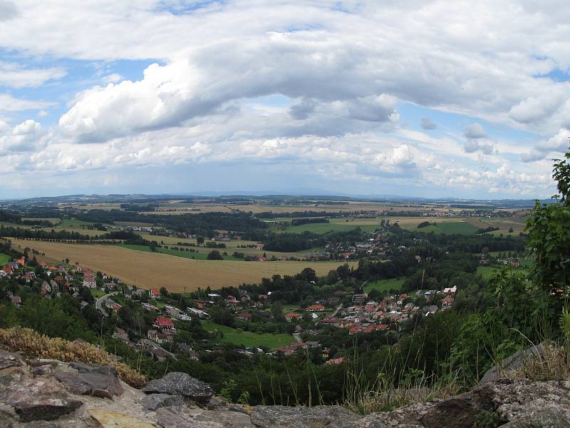 Virtuální realita "frčí", z trosek povstane hrad Potštejn.