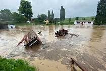 Déšť způsobil v Kostelci nad Orlicí na Rychnovsku záplavy. Foto: Petr Poláček