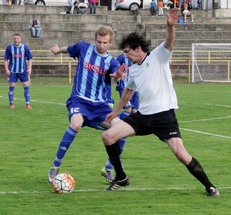 Krajský přebor ve fotbale: FC Spartak Rychnov nad Kněžnou - TJ Slovan Broumov.