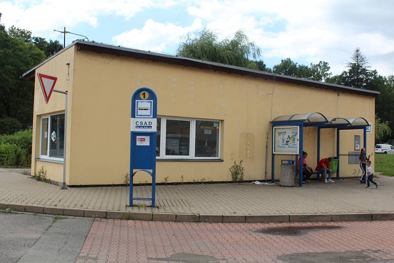 Bývalá čekárna autobusového nádraží v Rychnově
