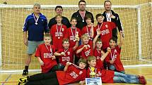 KATEGORIE U-11 (roč. nar. 2002 a ml.). Tým vedený trenéry Procházkou, Tobiškou, Hlaváčem a Káčeríkem se stal suverénním vítězem Zimní halové ligy Královéhradeckého kraje.