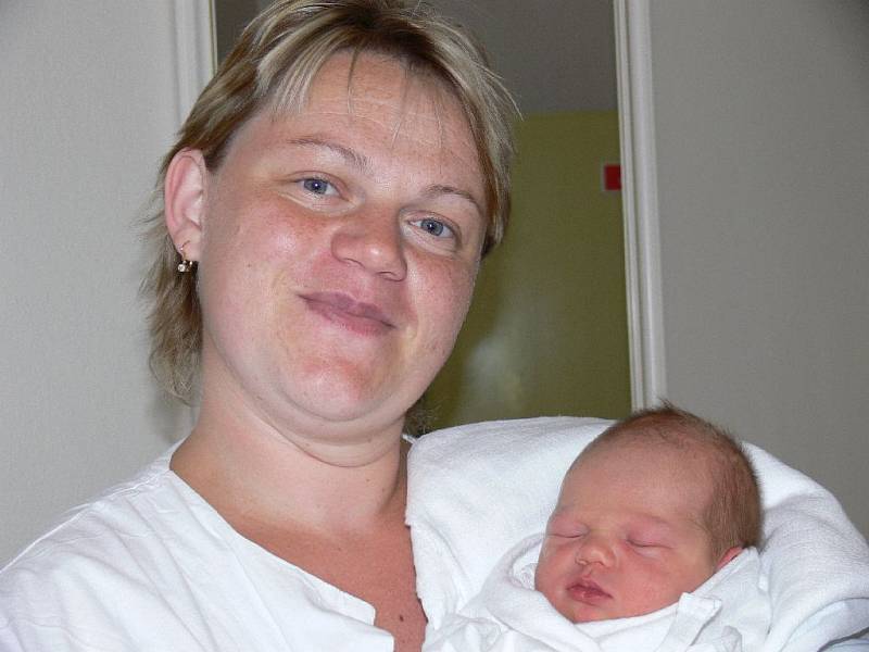 Maminka Marcela a tatínek Roman z Týniště nad Orlicí  mají radost z narození svého druhého syna Jakoubka, který přišel na svět 22.června 2008 ve 2.29 hodin (3,5 kg, 49 cm). Tatínek u porodu nebyl, čekal se synem Ondřejem na chodbě v porodnici..