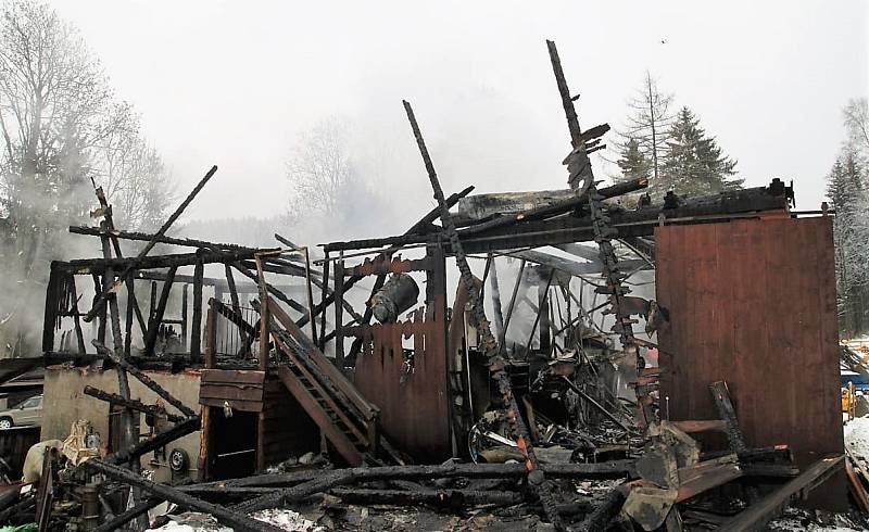 Požár stodoly v Neratově