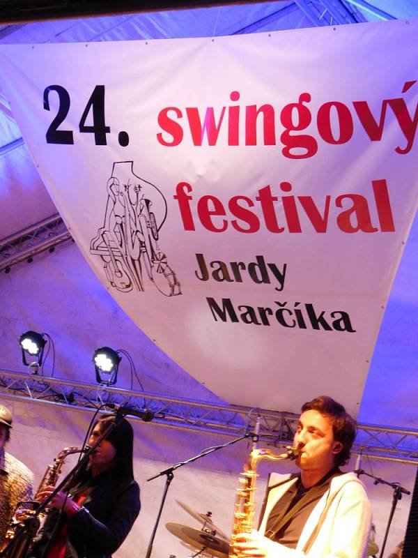 Dvoudenní maraton v rytmu swingu a jazzu