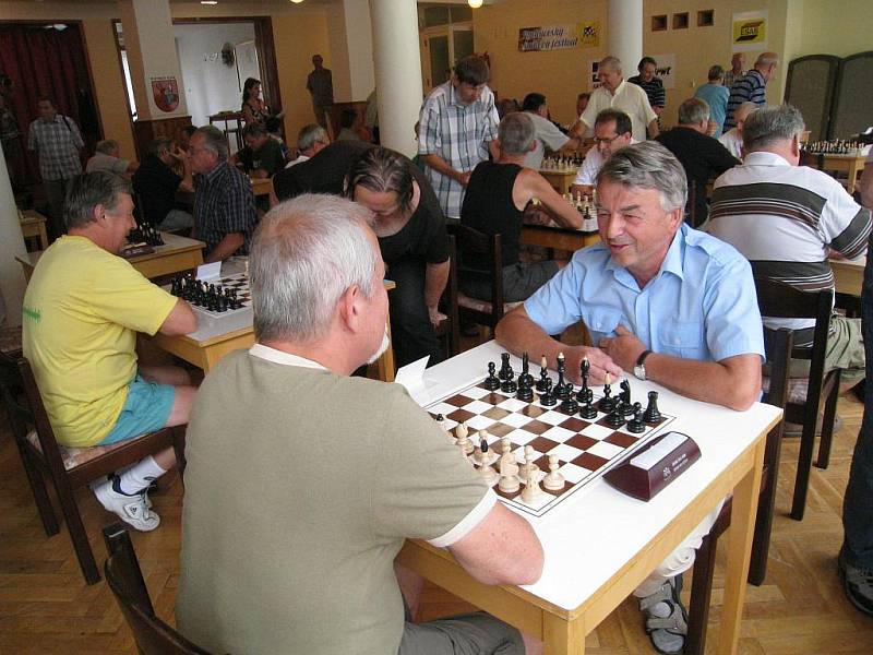 Vložený bleskový turnaj v rámci Rychnovského šachového festivalu.