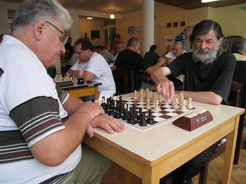 Vložený bleskový turnaj v rámci Rychnovského šachového festivalu.