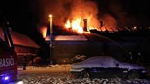 V Nové Vsi hořel rodinný dům, škoda přesáhla milion korun
