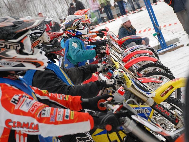 V Klášterci nad Orlicí bylo zahájeno úvodním dílem mistrovství České republiky v motoskijöringu „Orion – Shiva KTM Cup 2011“