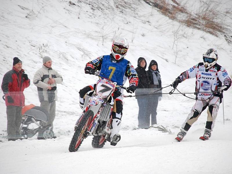 V Klášterci nad Orlicí bylo zahájeno úvodním dílem mistrovství České republiky v motoskijöringu „Orion – Shiva KTM Cup 2011“