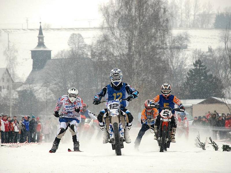 V Klášterci nad Orlicí bylo zahájeno úvodním dílem mistrovství České republiky v motoskijöringu „Orion – Shiva KTM Cup 2011“