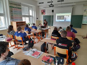 Děti ze základní školy ve Slatině nad Zdobnicí jsou dlouhodobě nejúspěšnější u přijímacích zkoušek na střední školy v matematice a mezi nejlepší v rychnovském okrese patří i v českém jazyce.