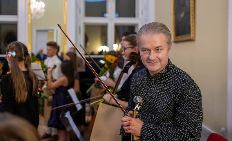 Koncert 64. ročníku Kocianovy houslové a 27. ročníku Heranovy violoncellové soutěže.