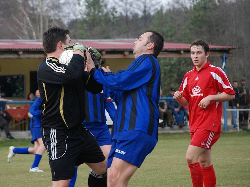 Remízou 1:1 skončil magnet prvního jarního dějství fotbalového OP II. třídy, v němž druhý Zdelov hostil vedoucí Častolovice