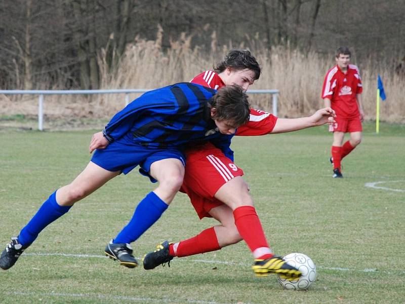 Remízou 1:1 skončil magnet prvního jarního dějství fotbalového OP II. třídy, v němž druhý Zdelov hostil vedoucí Častolovice