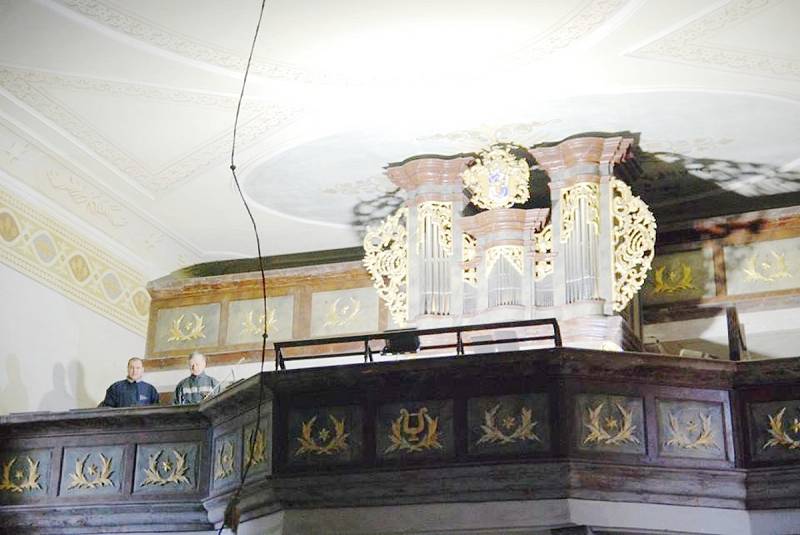 Požehnání barokních varhan v Rokytnici v O. h.