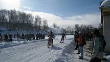 V horské obci se v sobotu jel jeden ze dvou závěrečných závodů Mistrovství České republiky v motoskijöringu Mitas Orion Cup 2009.