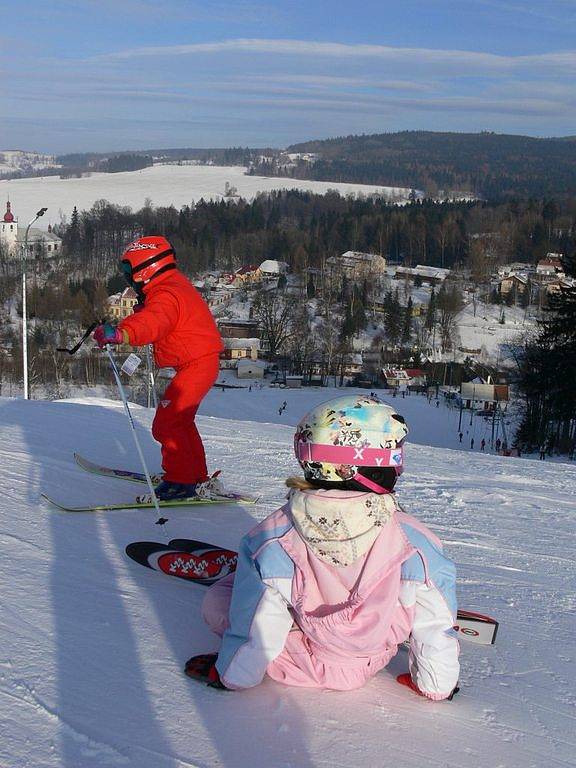 V Sedloňově začala lyžařská sezona.