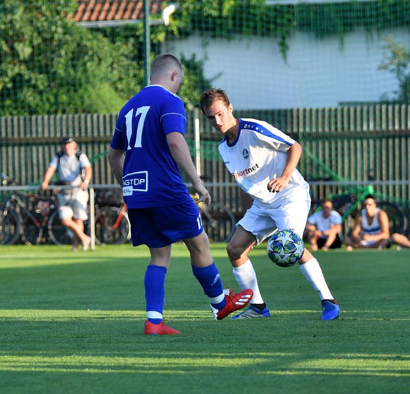 Fotbalový Pohár hejtmana: SK Týniště nad Orlicí - FK Kostelec nad Orlicí.