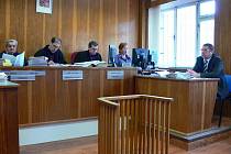 Rychnovský Okresní soud řešil případ bývalého vedoucího kosteleckého odboru dopravy  Milana Furdy.