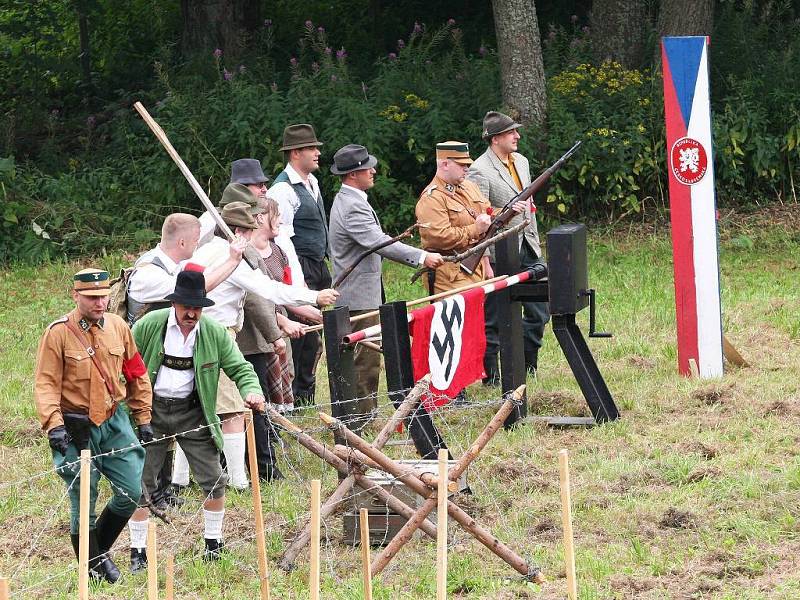 Rekonstrukce přepadení bartošovické celnice.