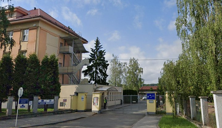 Pobytové středisko pro uprchlíky v Kostelci nad Orlicí.