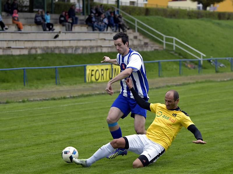 Krajský přebor ve fotbale: FK Kostelec nad Orlicí - FK Chlumec nad Cidlinou.