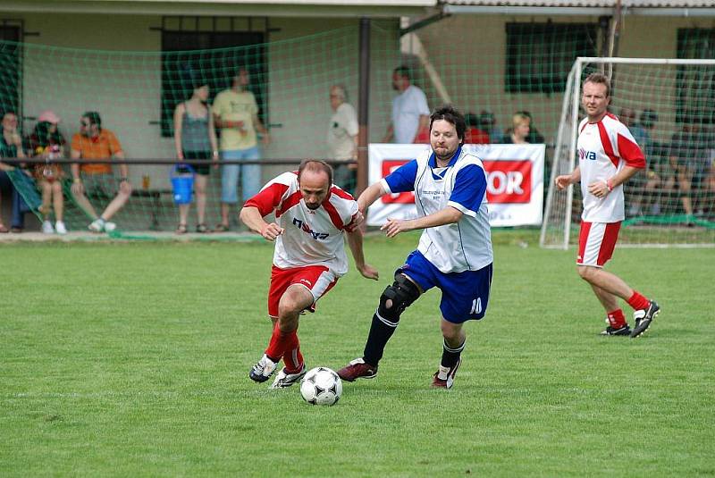 Premiérový ročník charitativního fotbalového turnaje medií RTA Cup v Přepychách. 