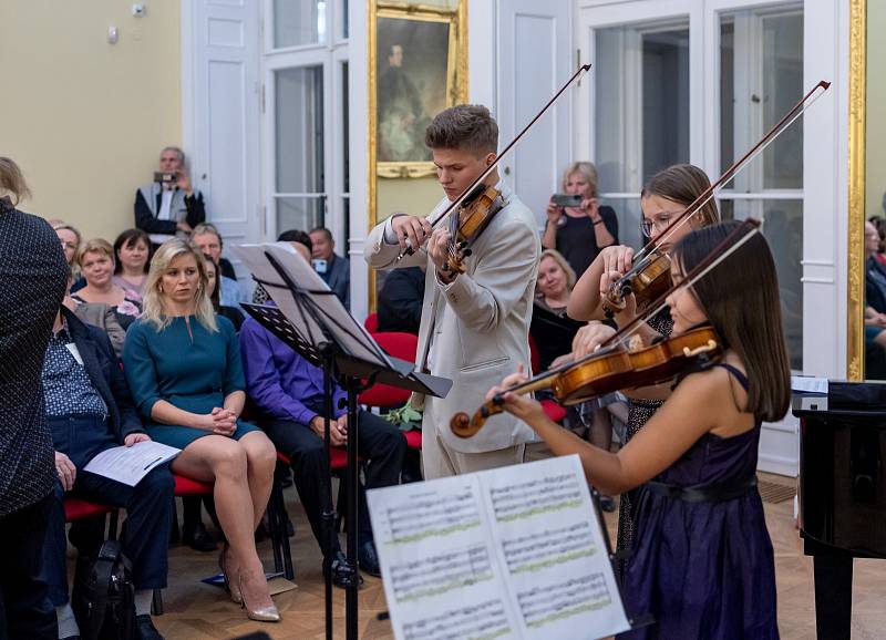 Koncert 64. ročníku Kocianovy houslové a 27. ročníku Heranovy violoncellové soutěže.