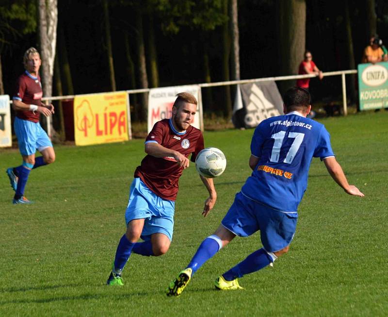 BOJOVNOST zdobila fotbalisty Týniště v duelu s favorizovaným Náchodem. 