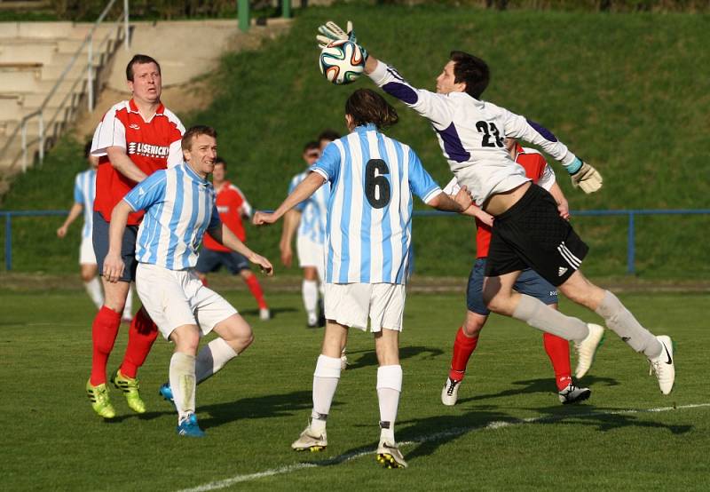 Pohár Hejtmana: Kostelečtí fotbalisté porazili ve čtvrtfinále Nové Město nad Metují 1:0