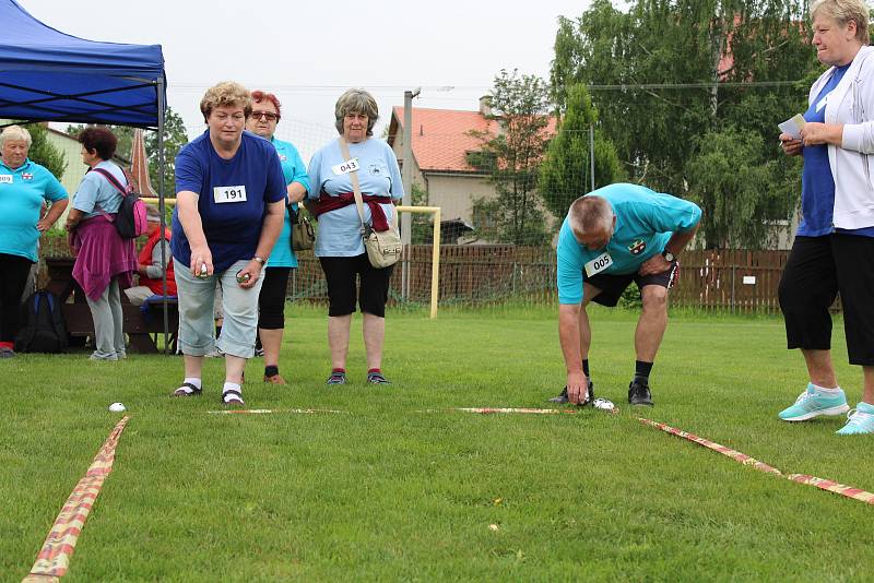 Sportovní hry seniorů Královéhradeckého kraje v Borohrádku.