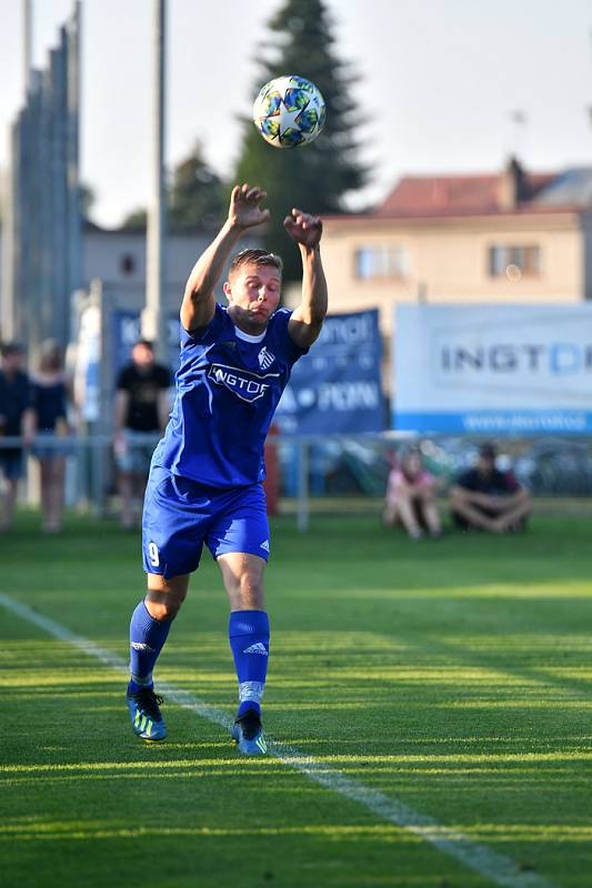 Fotbalový Pohár hejtmana: SK Týniště nad Orlicí - FK Kostelec nad Orlicí.