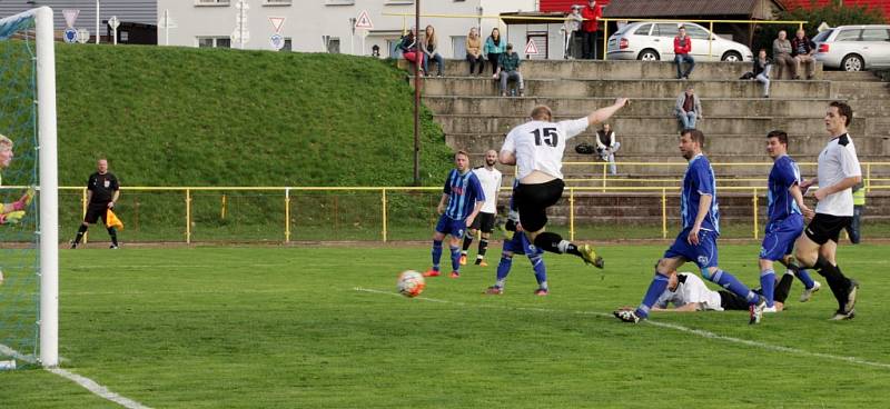 Krajský přebor ve fotbale: FC Spartak Rychnov nad Kněžnou - TJ Slovan Broumov.