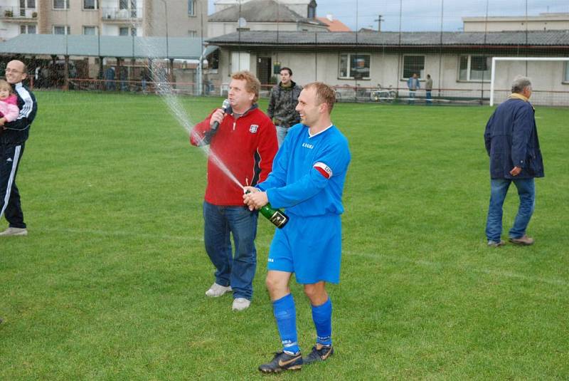 Borohrádek – Opočno 2:2 (na penalty 4:3).