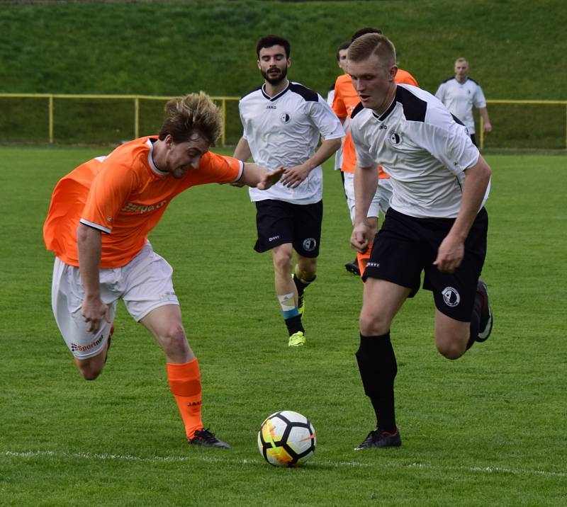 Krajský přebor ve fotbale: FC Spartak Rychnov nad Kněžnou - FK Kostelec nad Orlicí.