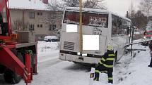 Havárie autobusu v Olešnici.