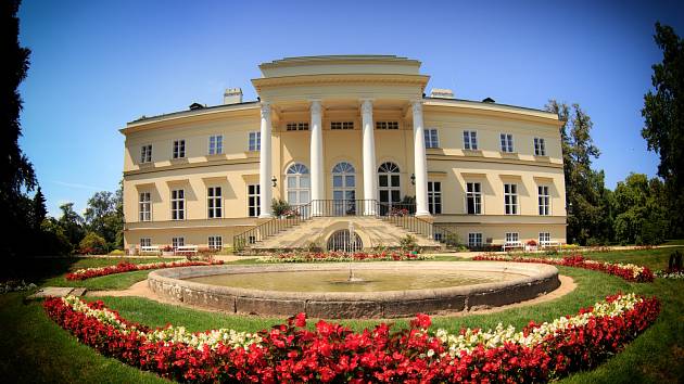 Kulturní centrum Nového zámku se otevírá veřejnosti i milovníkům umění.