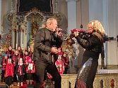 Z V. charitativního koncertu v Kostelci nad Orlicí.