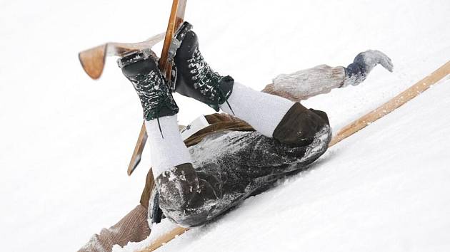 Rychnovský deník | Ze svahu svištěly lyže jasanky | fotogalerie