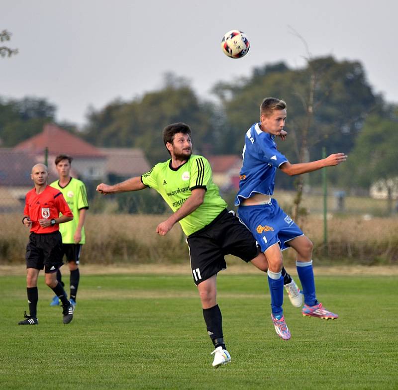 Druhé vítězství si v krajské I. A třídě připsali na konto fotbalisté SK Týniště nad Orlicí po výhře 3:2 v Nepolisech.   