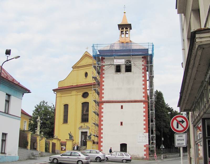 Zvonice v Dobrušce