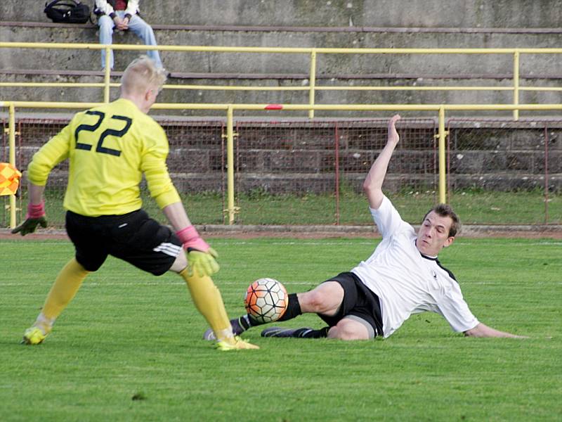 Krajský přebor ve fotbale: FC Spartak Rychnov nad Kněžnou - TJ Slovan Broumov.