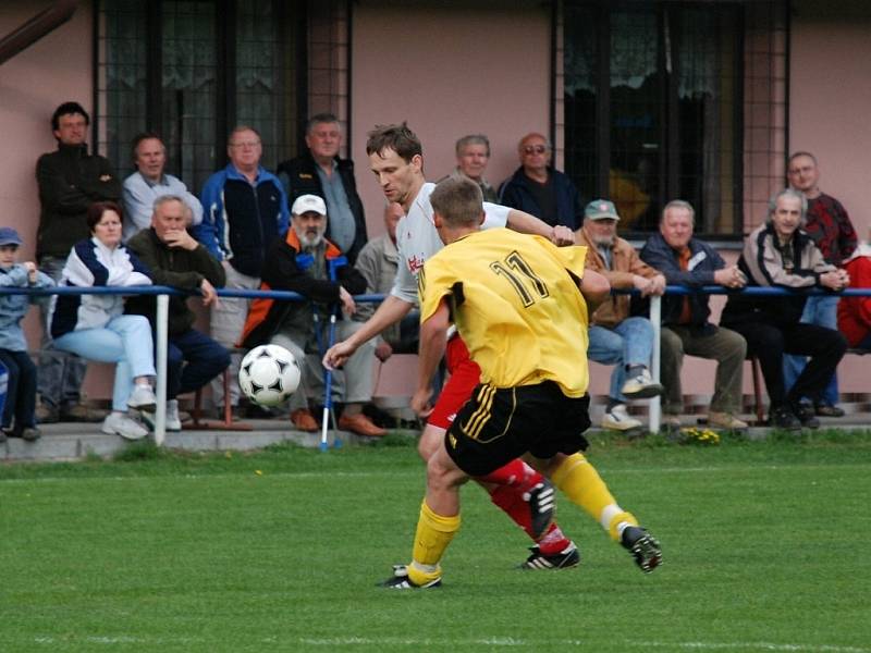 Mistrovské utkání krajského přeboru Doudleby - Černilov skončilo nerozhodně 2:2. 