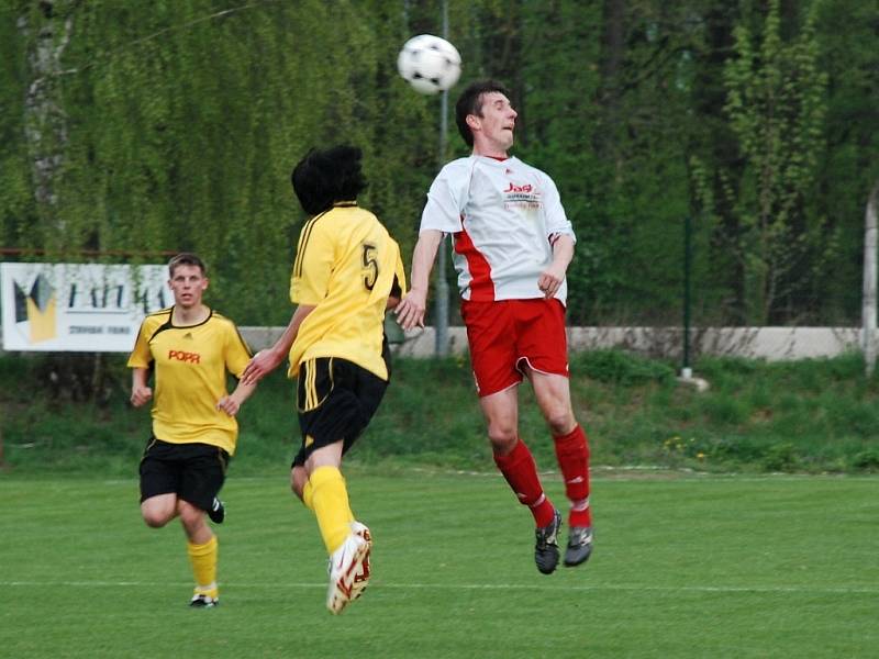 Mistrovské utkání krajského přeboru Doudleby - Černilov skončilo nerozhodně 2:2. 