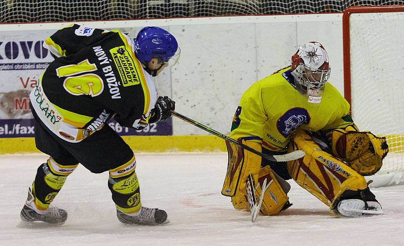 Opočno - Nový Bydžov 4:3 po samostatných nájezdech.