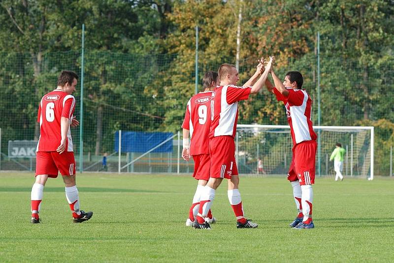 Z utkání krajského přeboru SK Týniště nad Orlicí - Jiskra Česká Skalice (5:1).