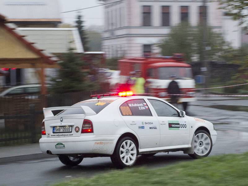 Premiérový automobilový závod, který se jel v sobotu na Rychnovsku.